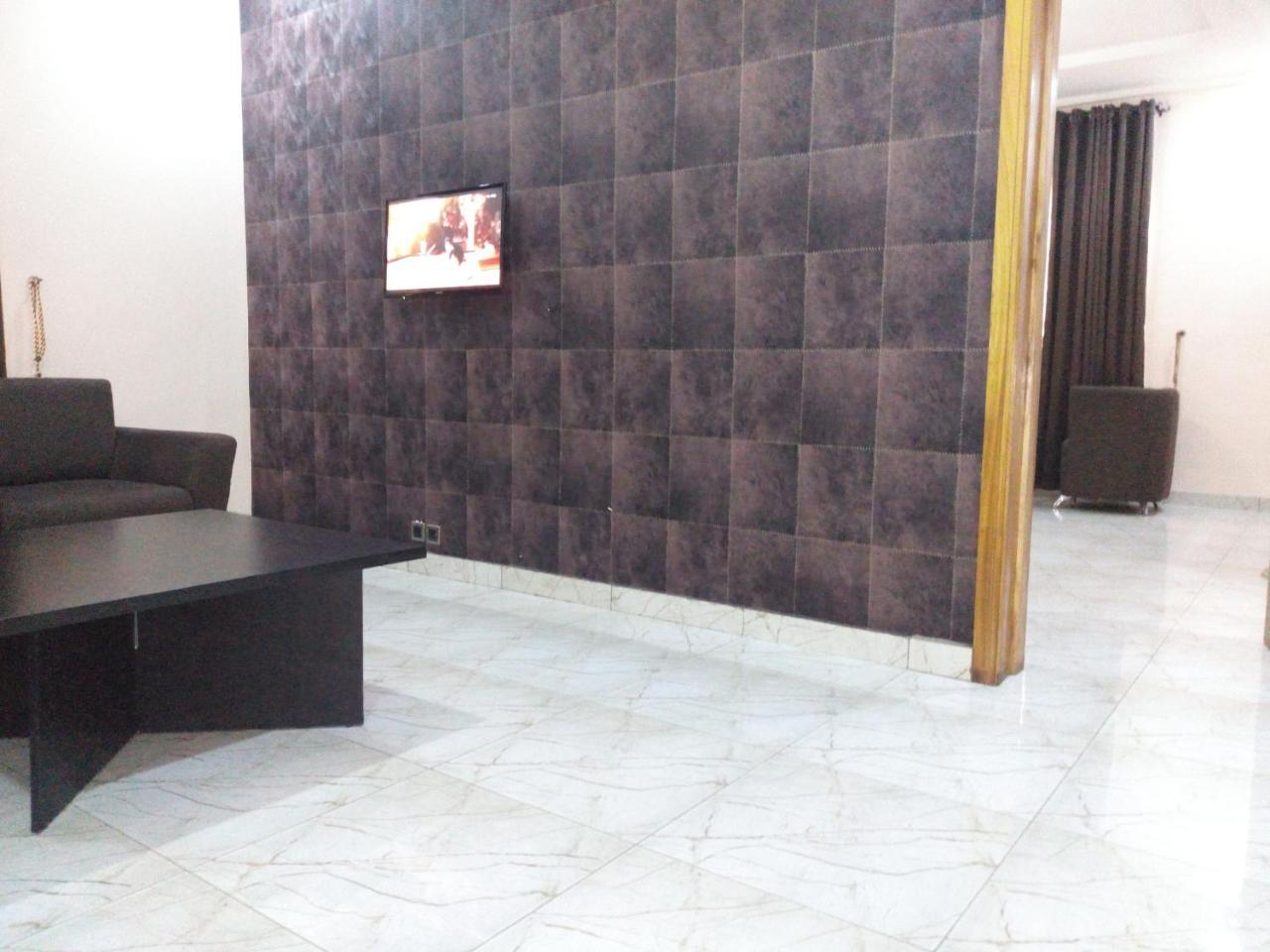 Bana Hotel & Suites Лагос Екстериор снимка
